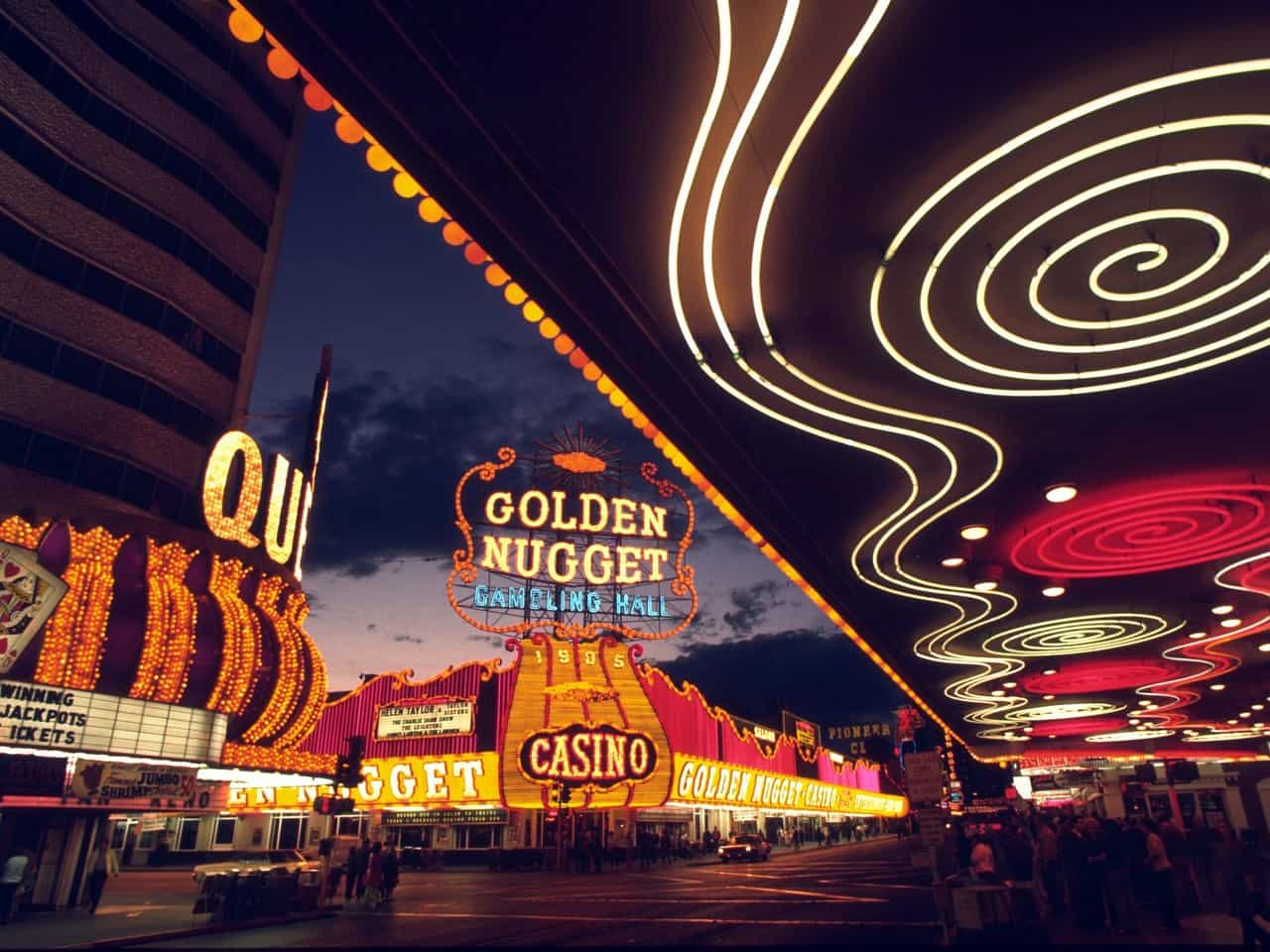 Esquina de Las Vegas donde se emplaza el Casino Golden Nugget.