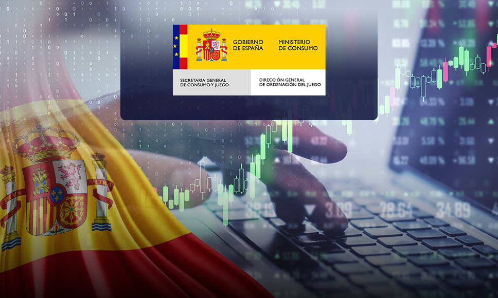 Logo del Ministerio de Consumo y bandera española en un entorno digital.