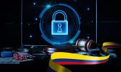 Candado de seguridad, juegos de casino y bandera colombiana.