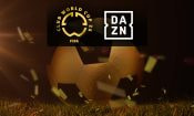 Logos de DAZN y del Mundial de Clubes de la FIFA sobre el trasfondo de un balón y cancha de juego.