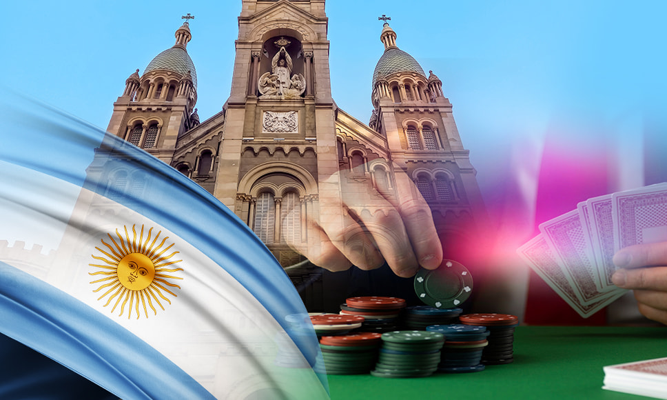 Fachada de una iglesia, bandera argentina y juegos de casino.